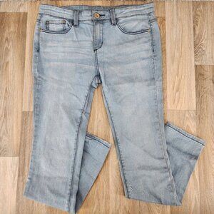 BCBGMAXAZRIA Liliana Women's Size 29 Blue Light Wash‎ Mid Rise Skinny Jeans